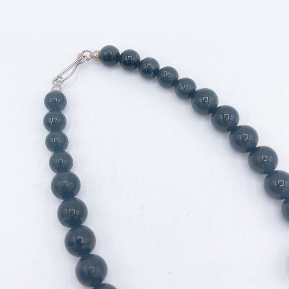 Black White Levander Natural Stones Beads Necklace Medium - Picture 7 of 7